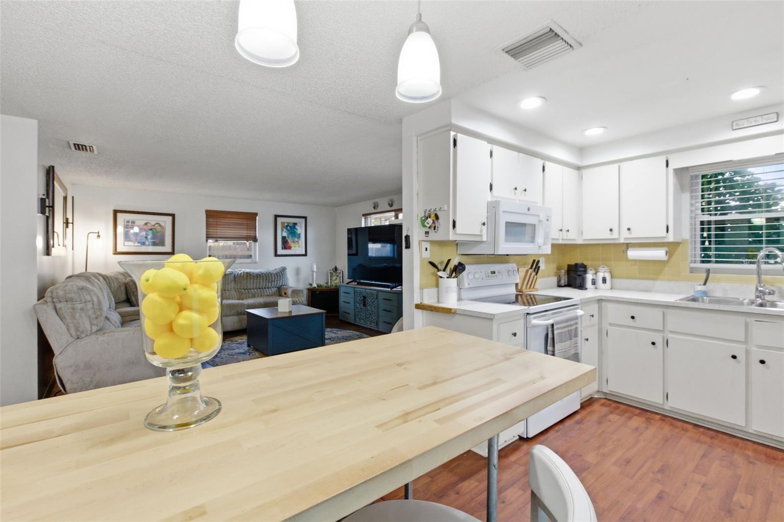 Image 8 of 36 For 1111 Idlebriar Way