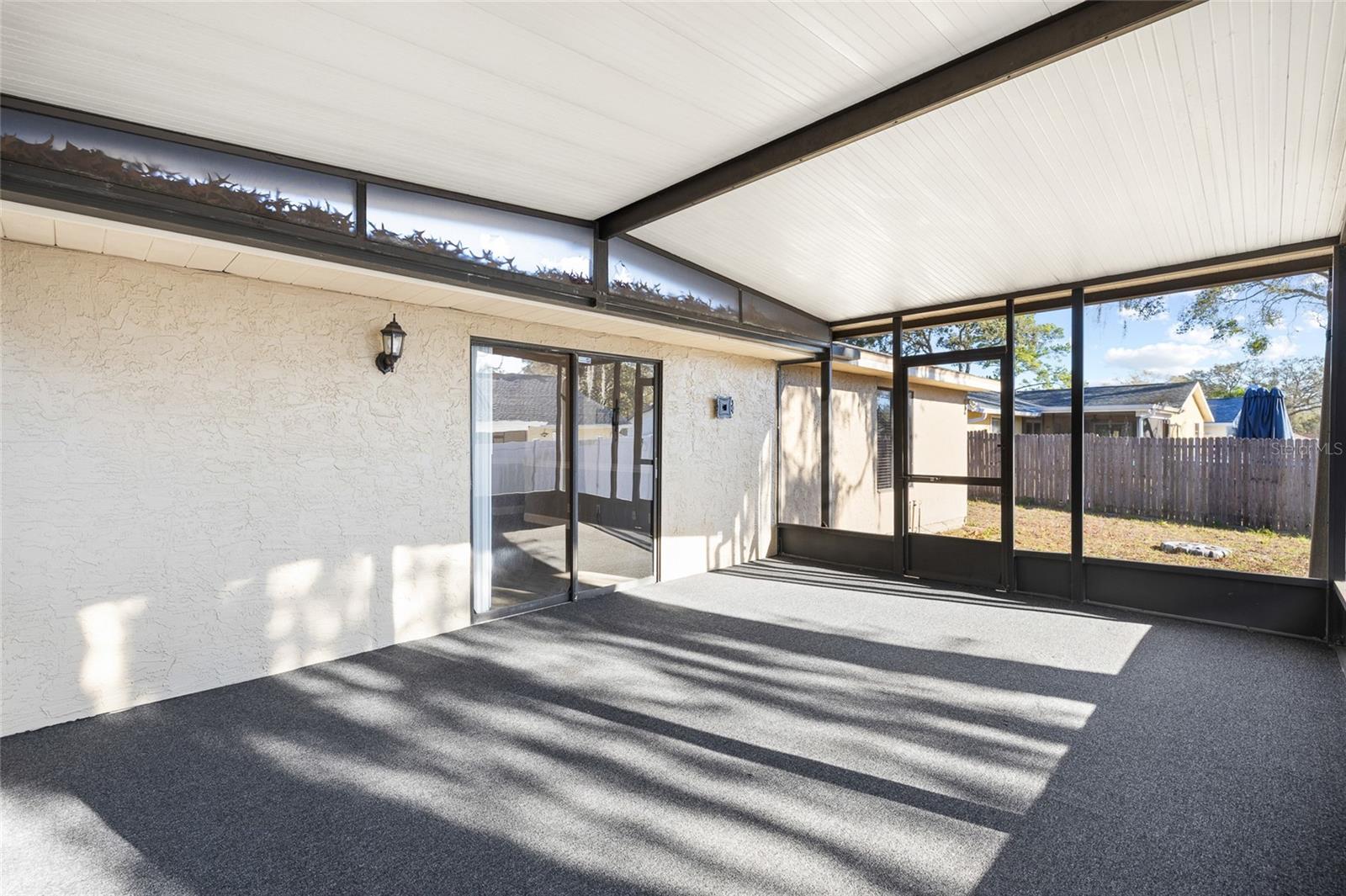 Image 22 of 31 For 10220 Turkey Oak Drive