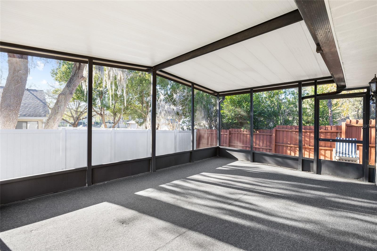 Image 23 of 31 For 10220 Turkey Oak Drive