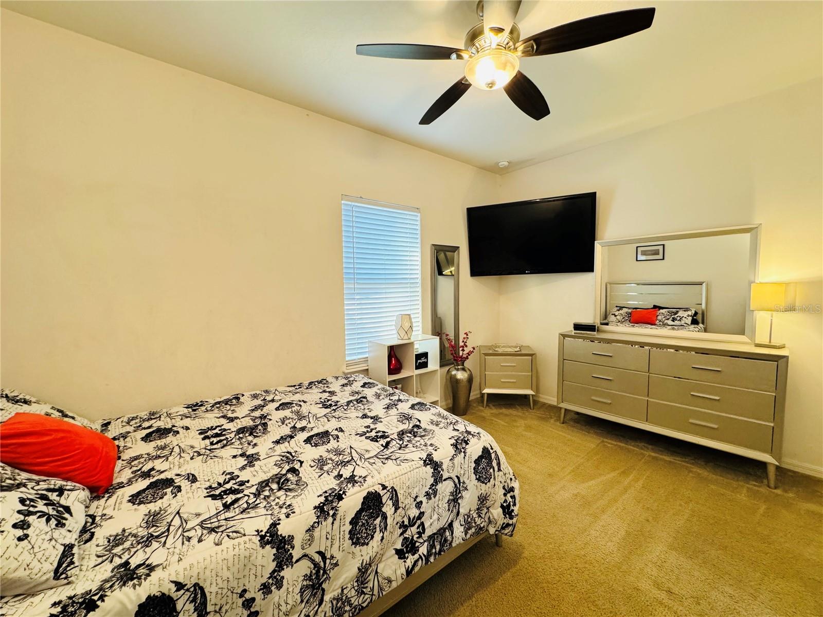 Image 13 of 51 For 11428 Pike Avenue