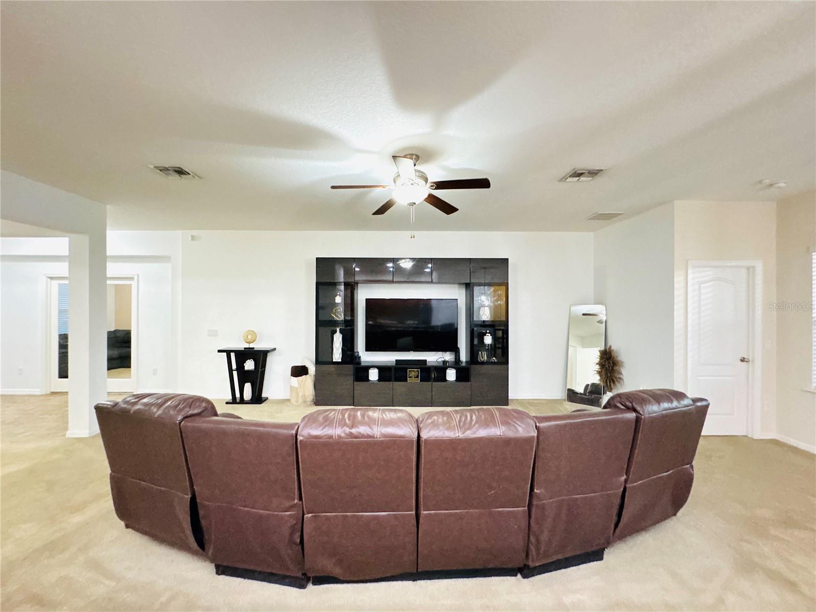 Image 7 of 51 For 11428 Pike Avenue