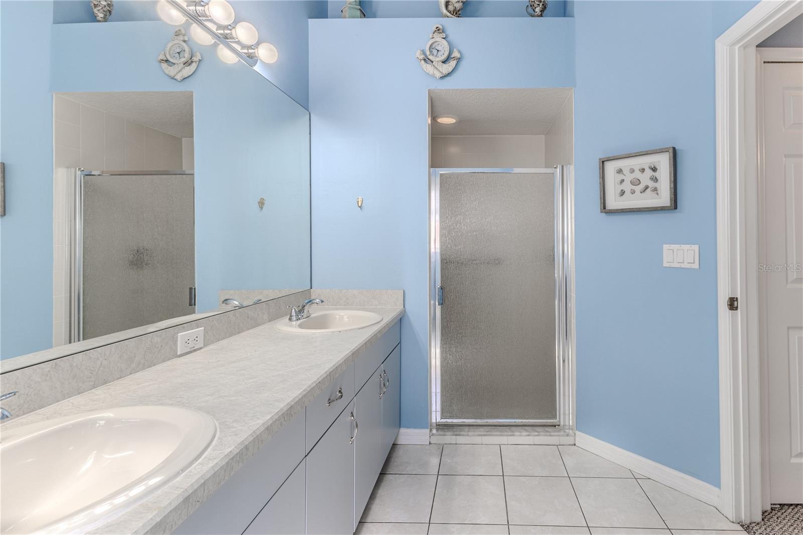 Image 41 of 52 For 14136 Whitecap Avenue