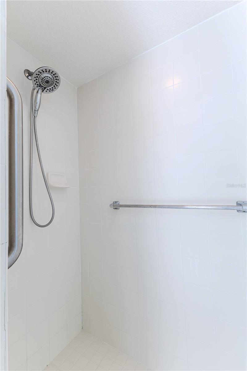 Image 42 of 52 For 14136 Whitecap Avenue