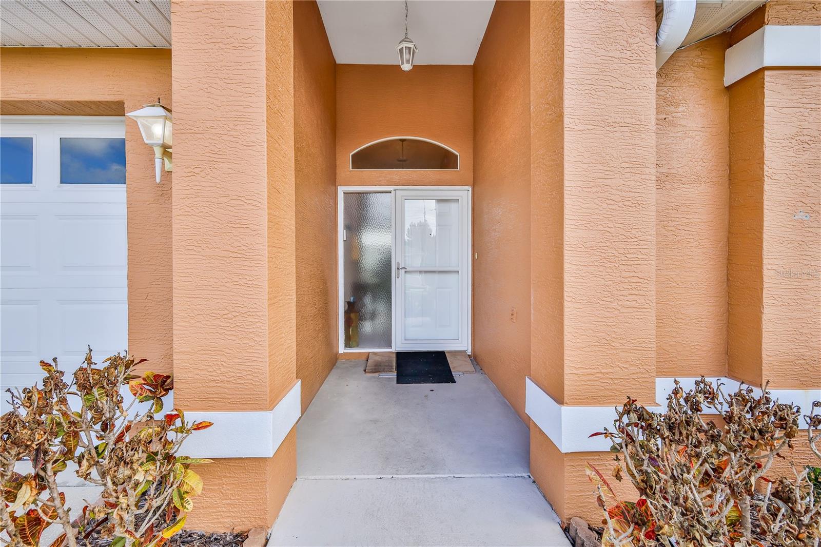 Image 7 of 52 For 14136 Whitecap Avenue