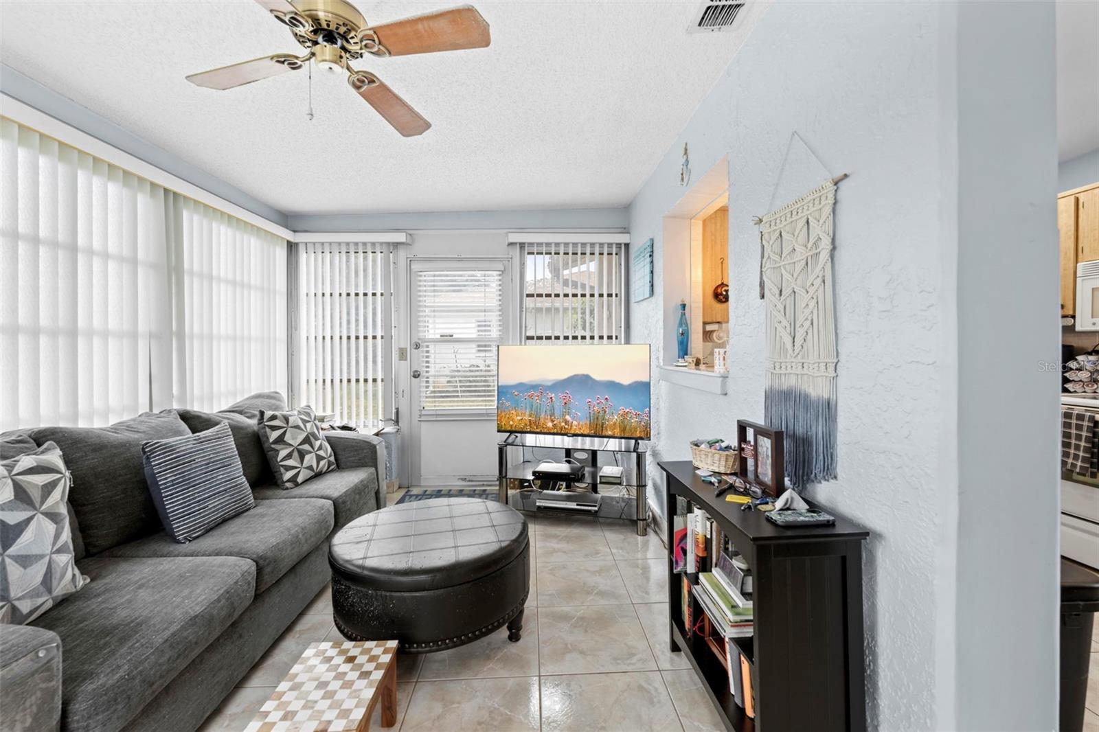 Image 21 of 34 For 8030 Gleneagle Drive