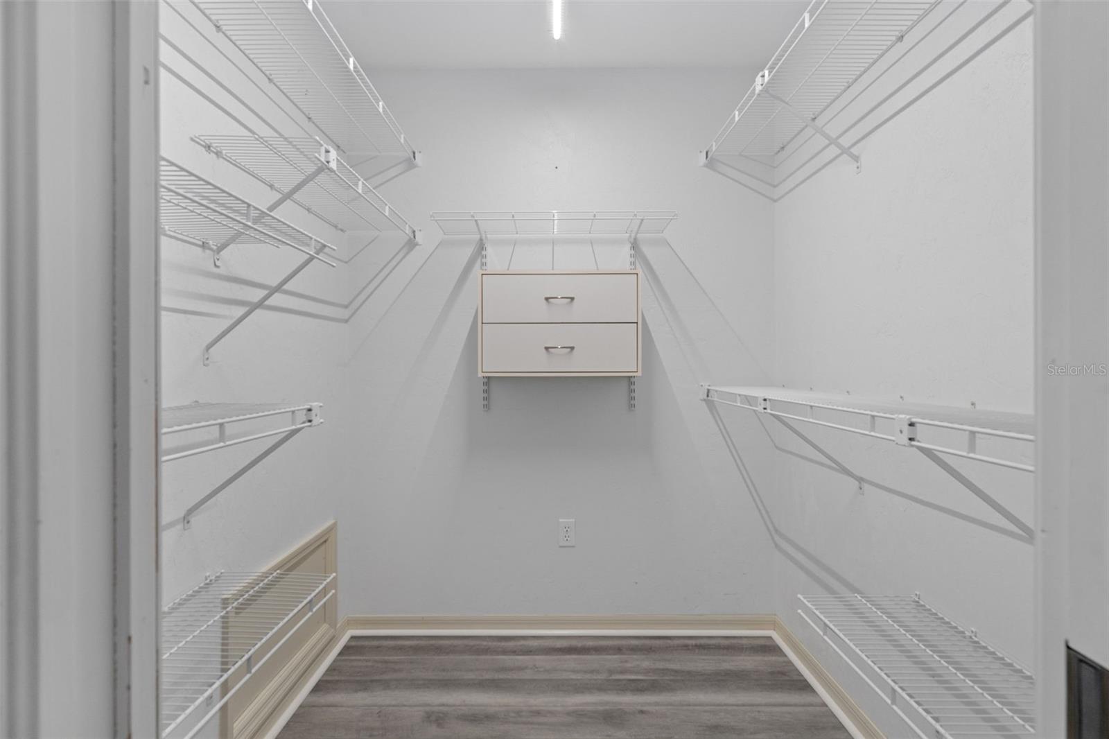 Listing photo id 27 for 35 Captains Cove Road