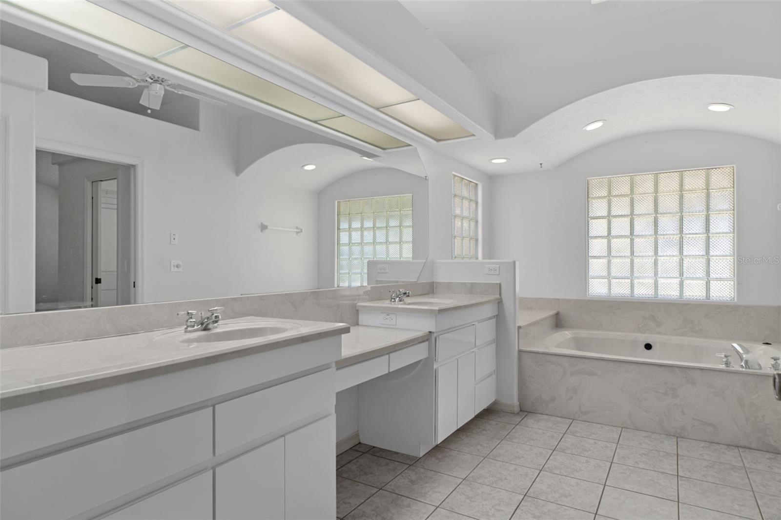 Listing photo id 31 for 35 Captains Cove Road