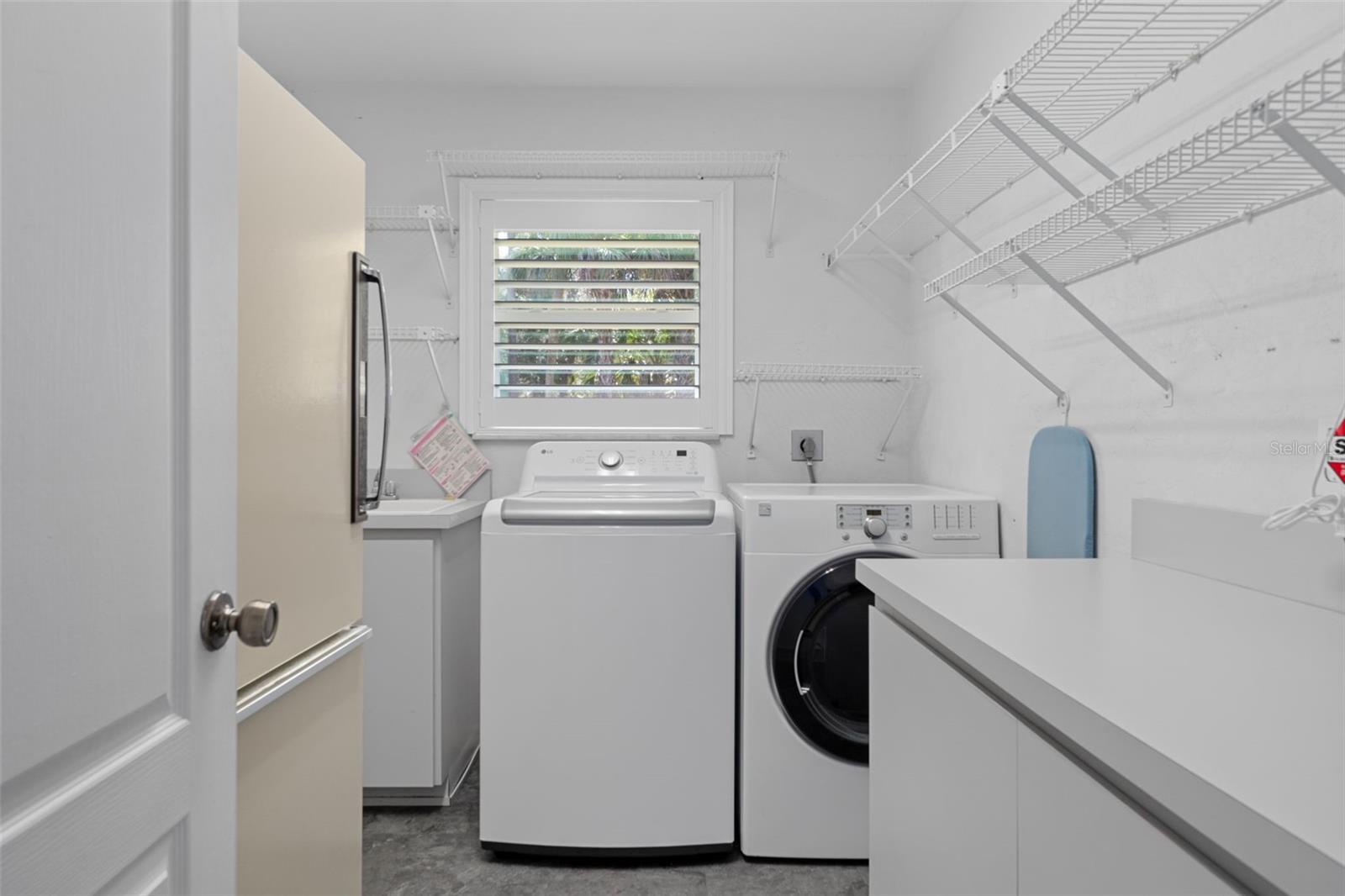 Listing photo id 34 for 35 Captains Cove Road