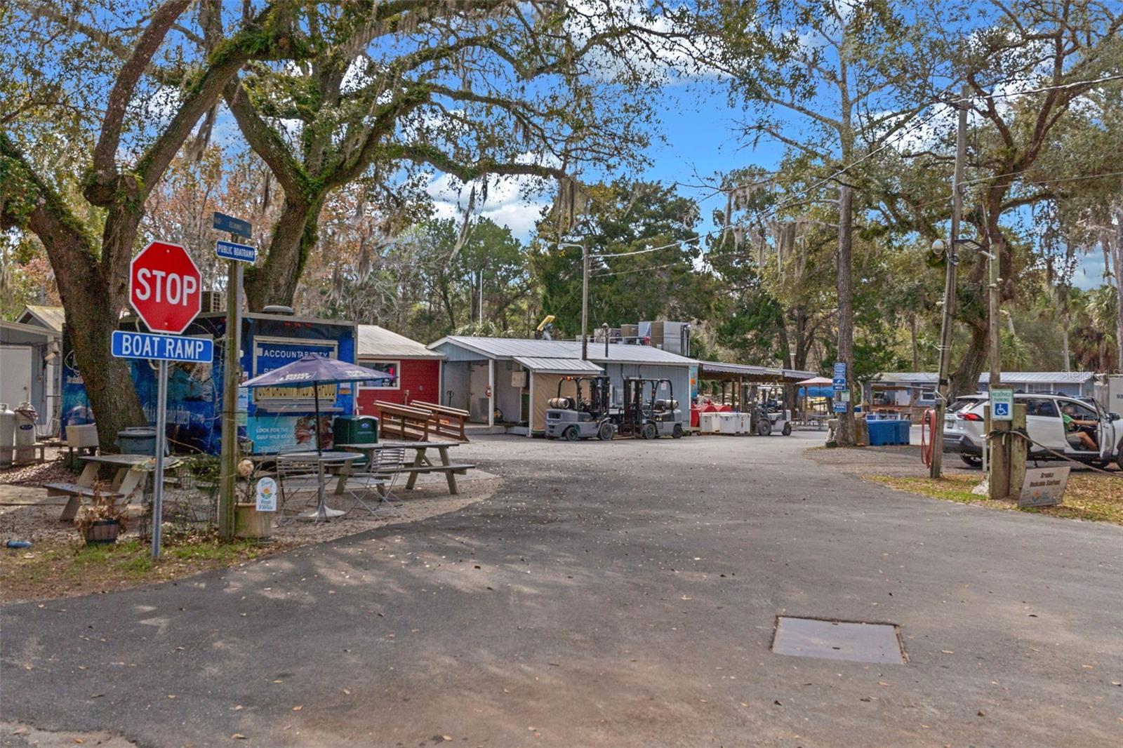 Listing photo id 66 for 35 Captains Cove Road