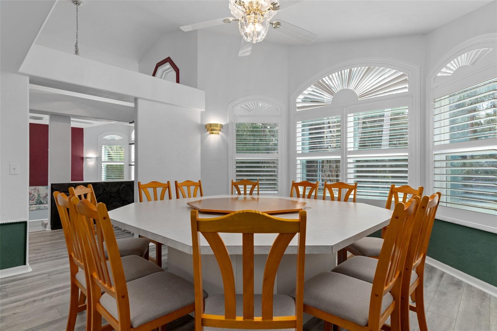 Listing photo id 5 for 35 Captains Cove Road