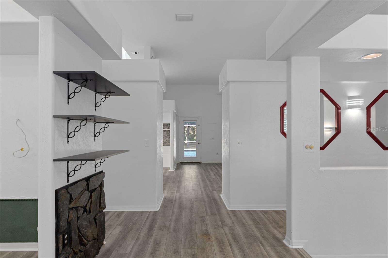 Listing photo id 7 for 35 Captains Cove Road