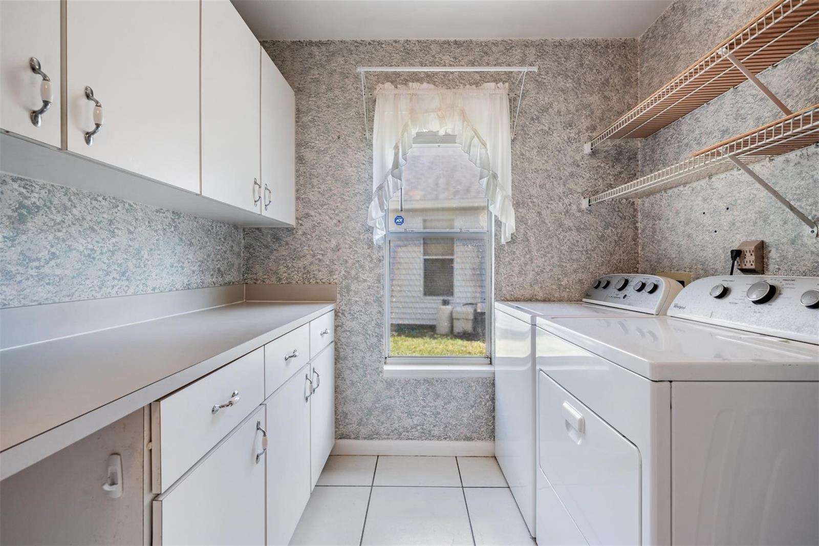 Image 23 of 28 For 7831 Grimsby Lane