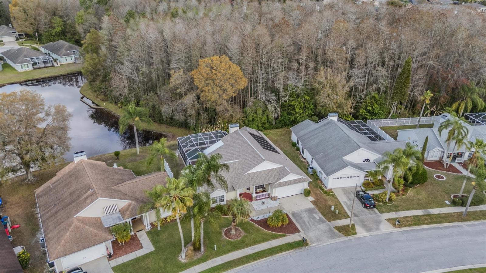 Image 3 of 28 For 7831 Grimsby Lane