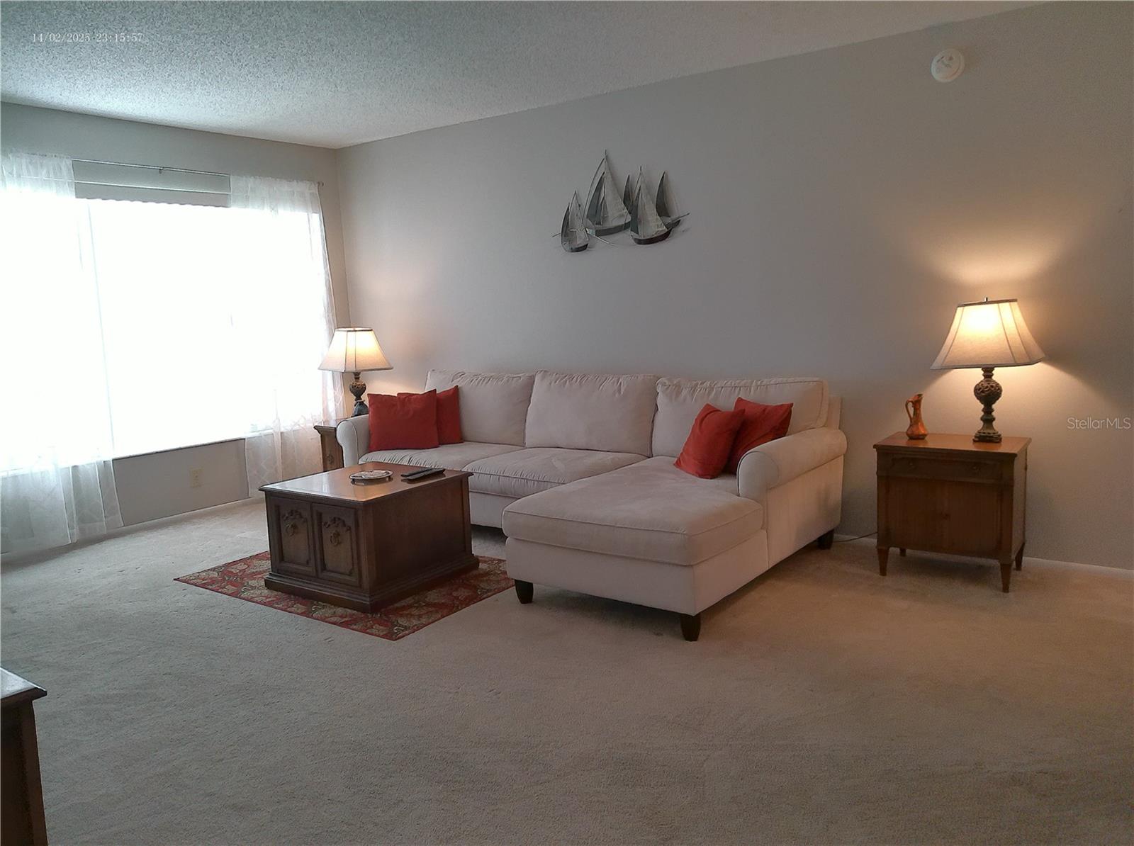 Image 10 of 77 For 2456 Ecuadorian Way 38