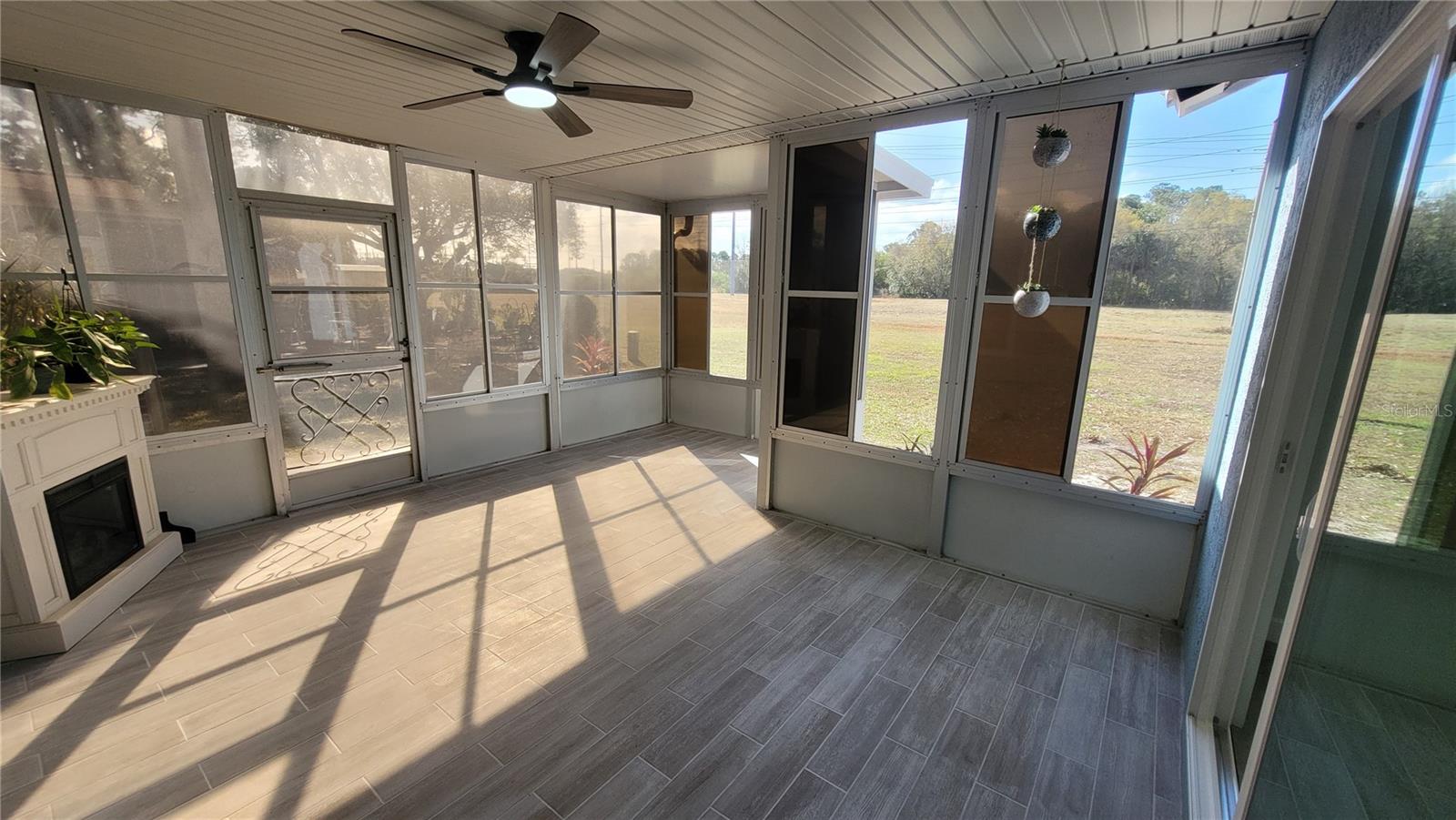 Image 23 of 31 For 7820 Jenner Avenue