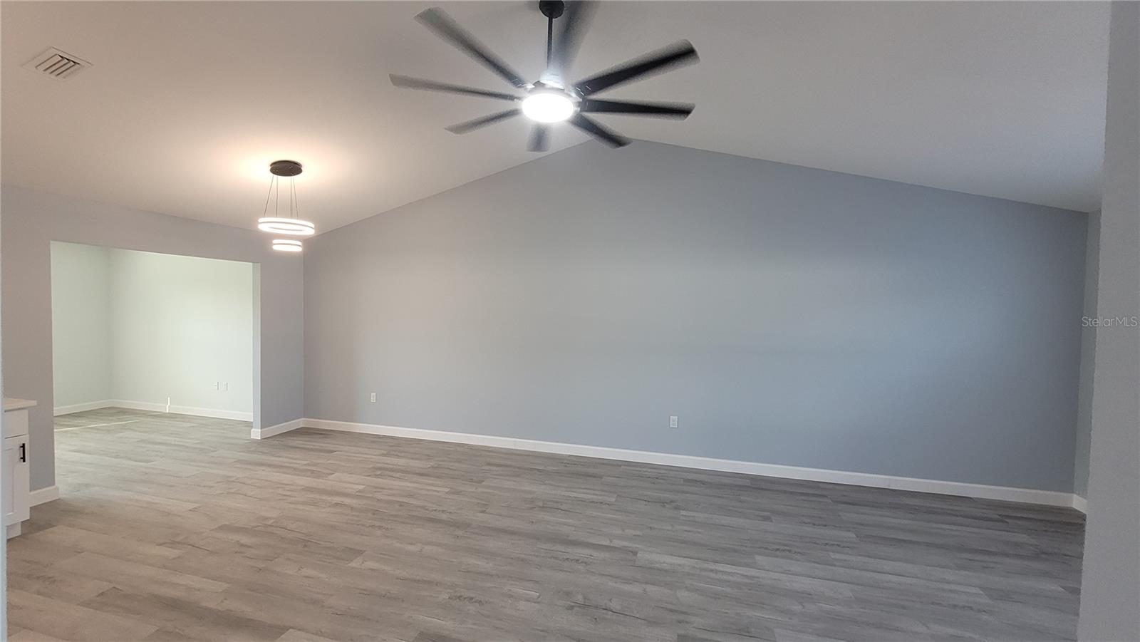 Image 6 of 31 For 7820 Jenner Avenue