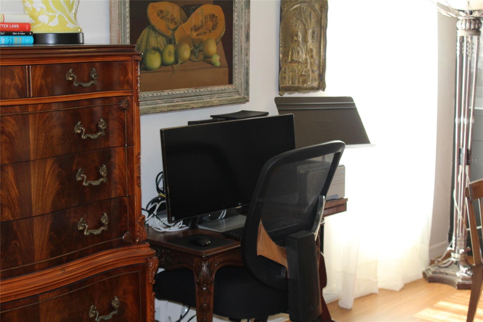 Image 11 of 30 For 901 Penn Hills Court 901