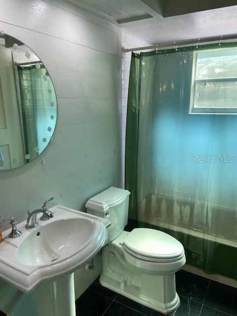 Image 22 of 30 For 901 Penn Hills Court 901