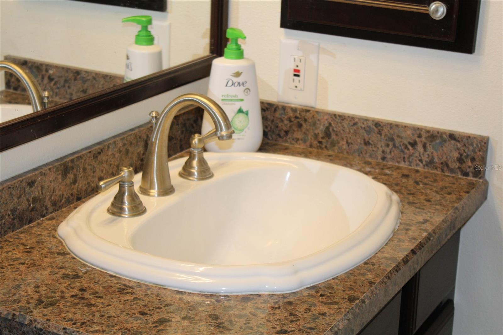 Image 23 of 30 For 901 Penn Hills Court 901