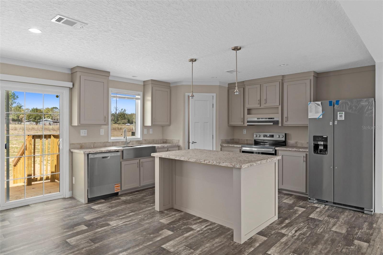 Image 17 of 52 For 10877 Old Lakeland Highway