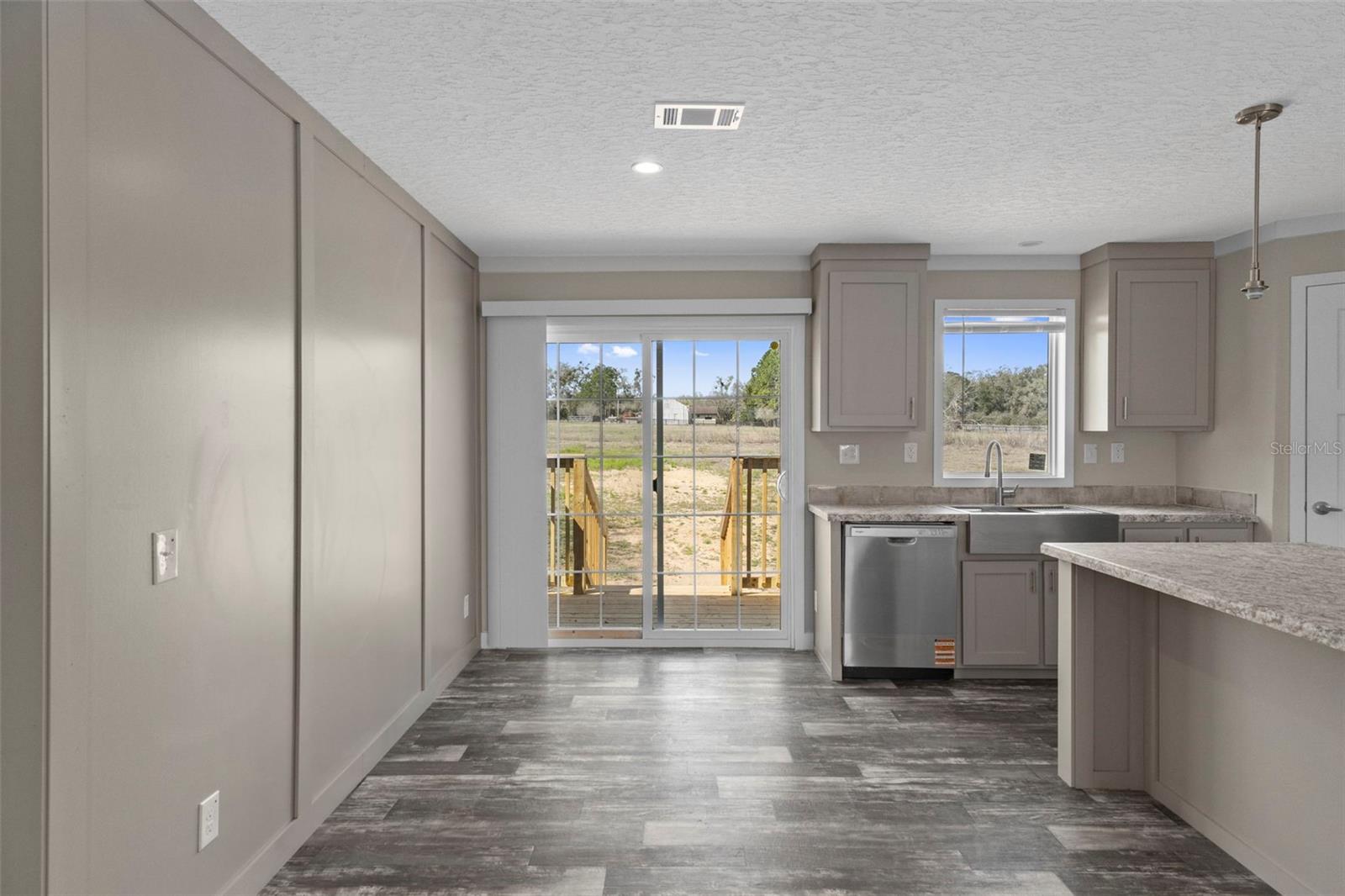 Image 22 of 52 For 10877 Old Lakeland Highway