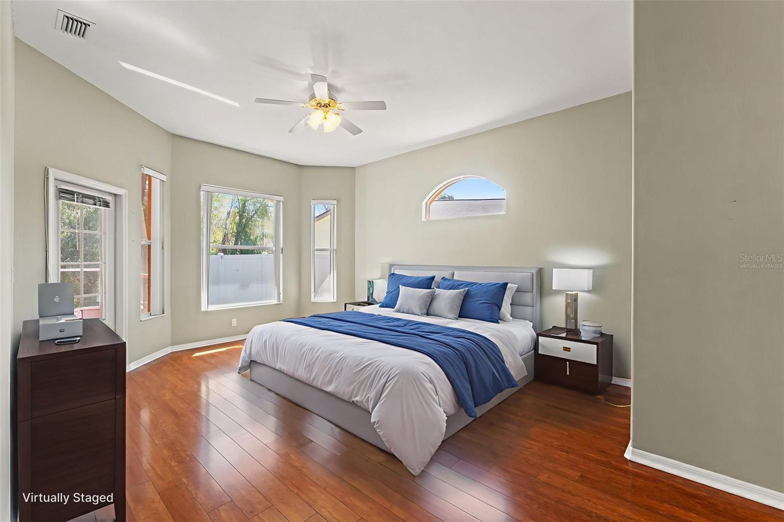 Image 13 of 53 For 4730 Mahogany Court