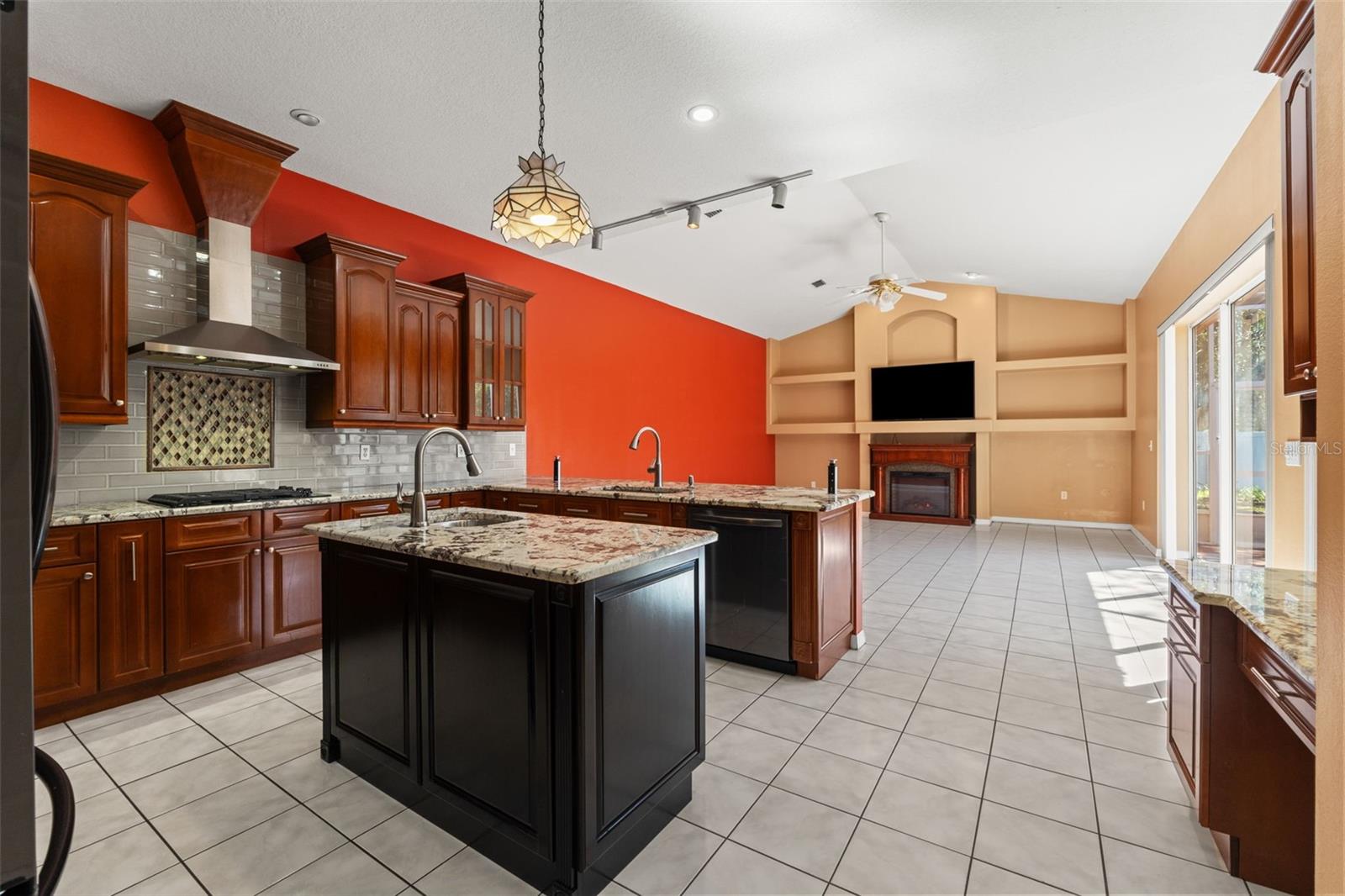 Image 32 of 53 For 4730 Mahogany Court