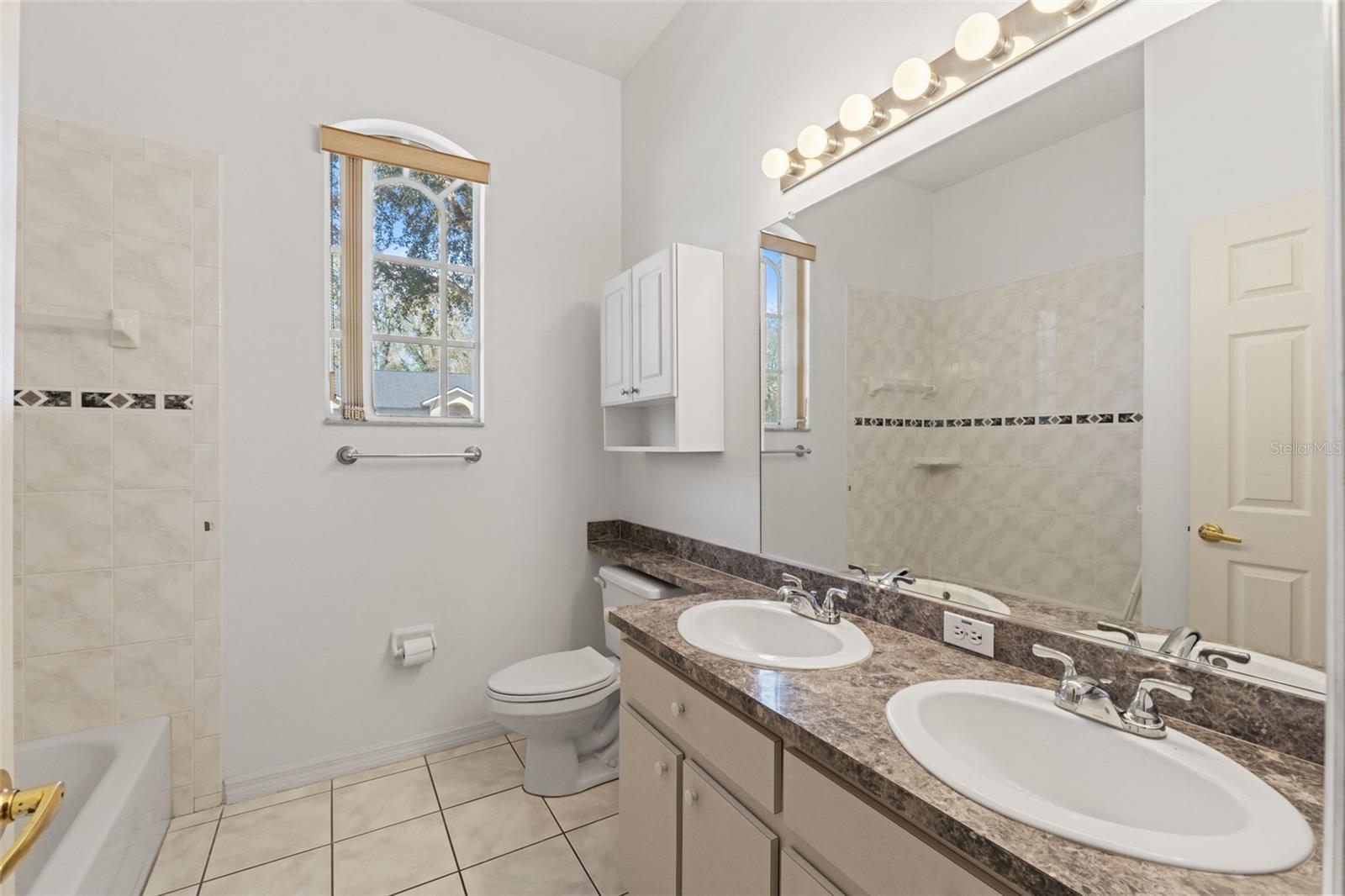 Image 37 of 53 For 4730 Mahogany Court