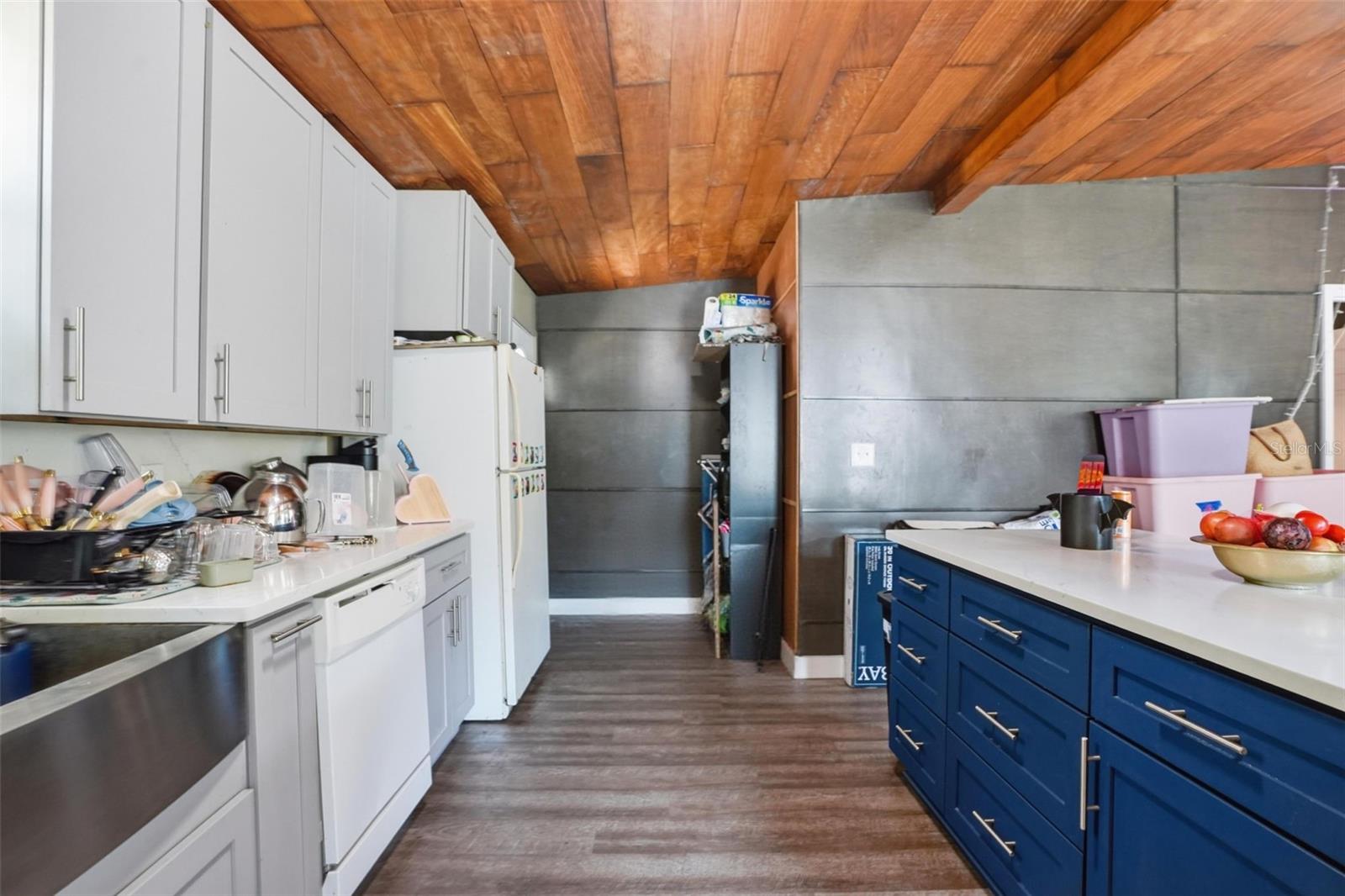 Image 9 of 18 For 320 Otis Avenue