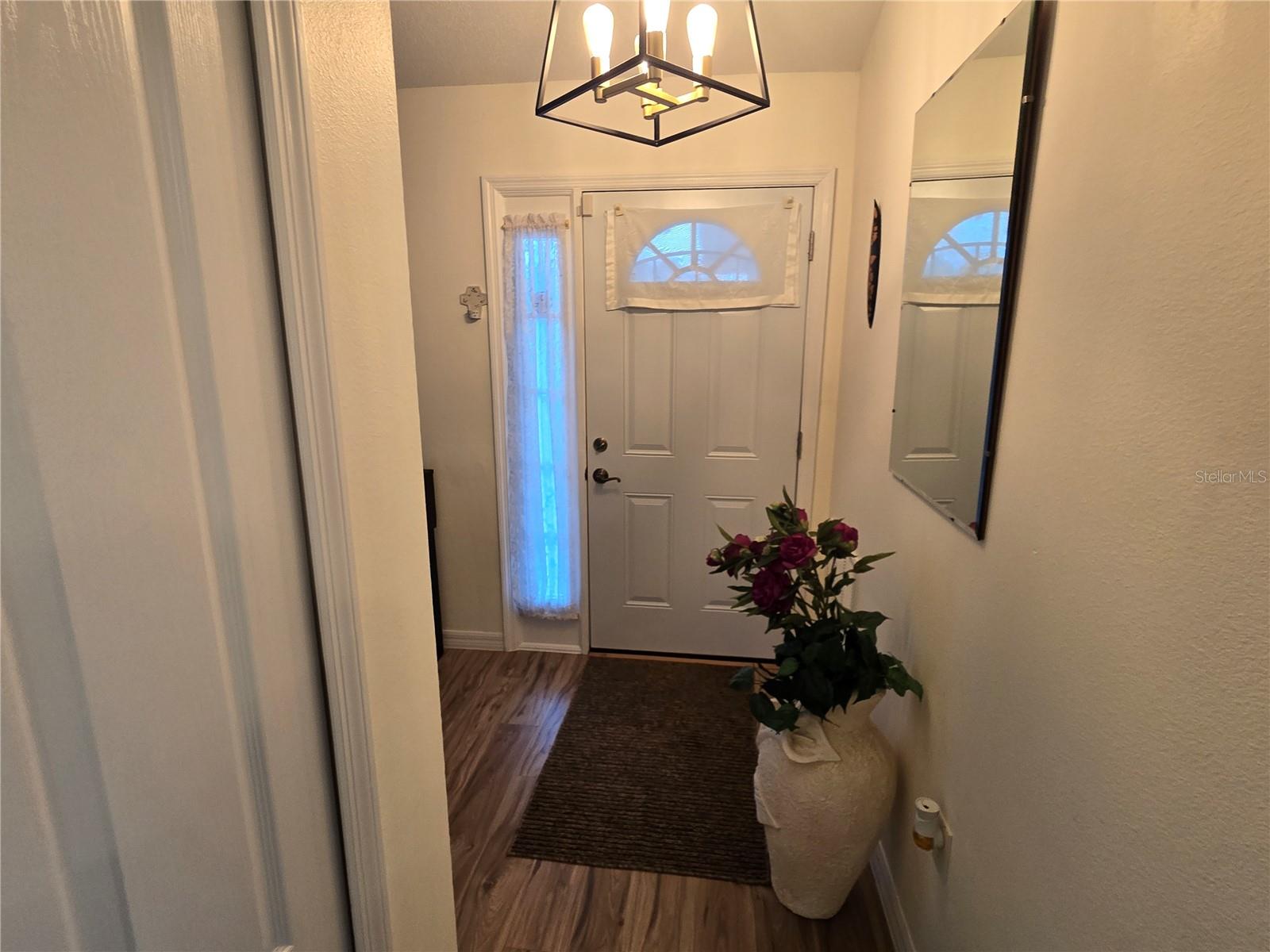 Image 4 of 25 For 12214 Legend Street