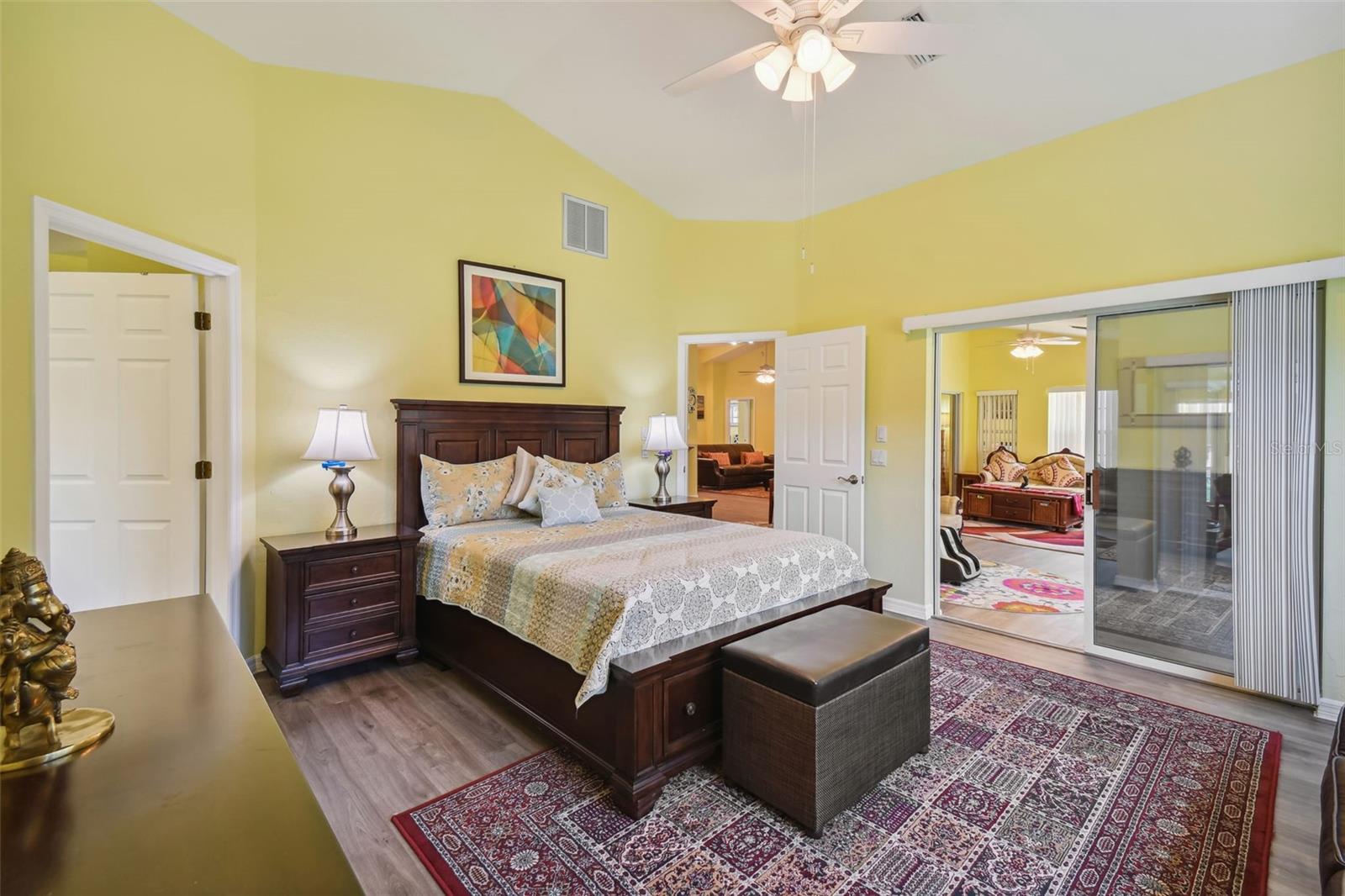 Image 30 of 54 For 12728 Flamingo Parkway