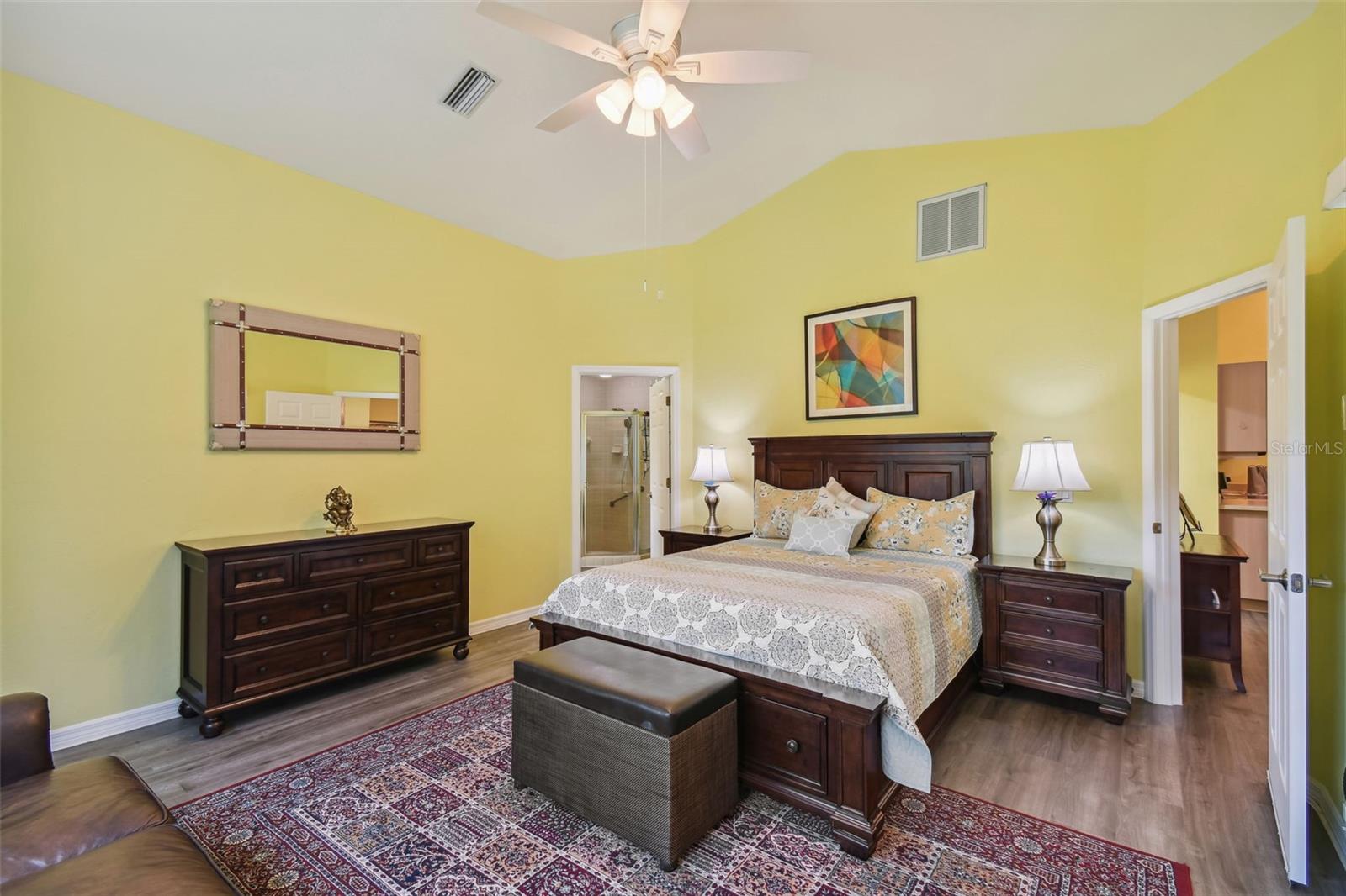 Image 32 of 54 For 12728 Flamingo Parkway