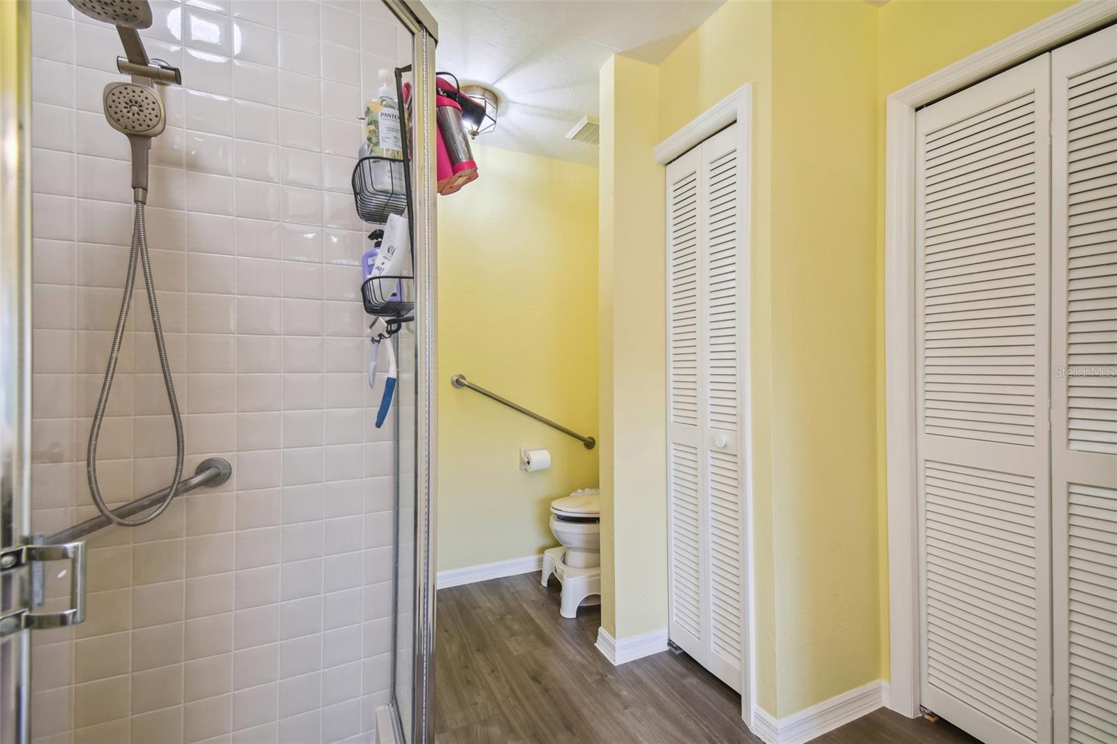 Image 36 of 54 For 12728 Flamingo Parkway