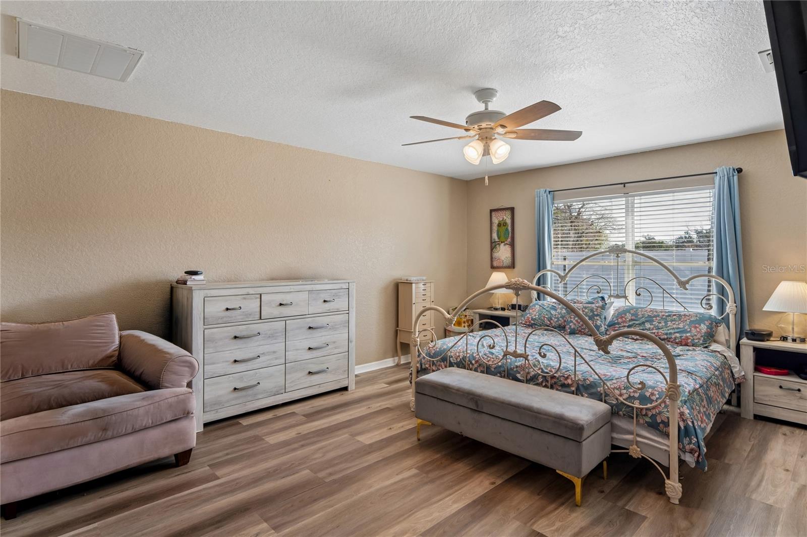 Image 22 of 57 For 10318 Gifford Drive