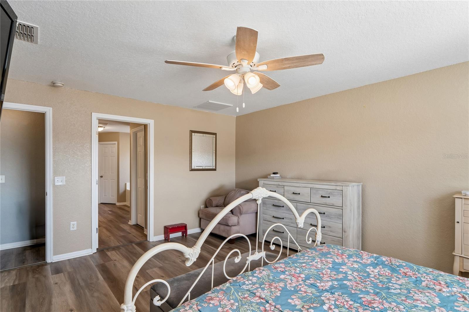 Image 24 of 57 For 10318 Gifford Drive