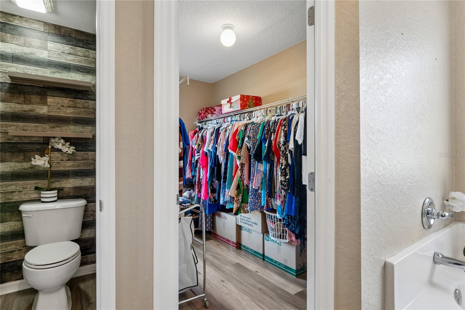 Image 30 of 57 For 10318 Gifford Drive