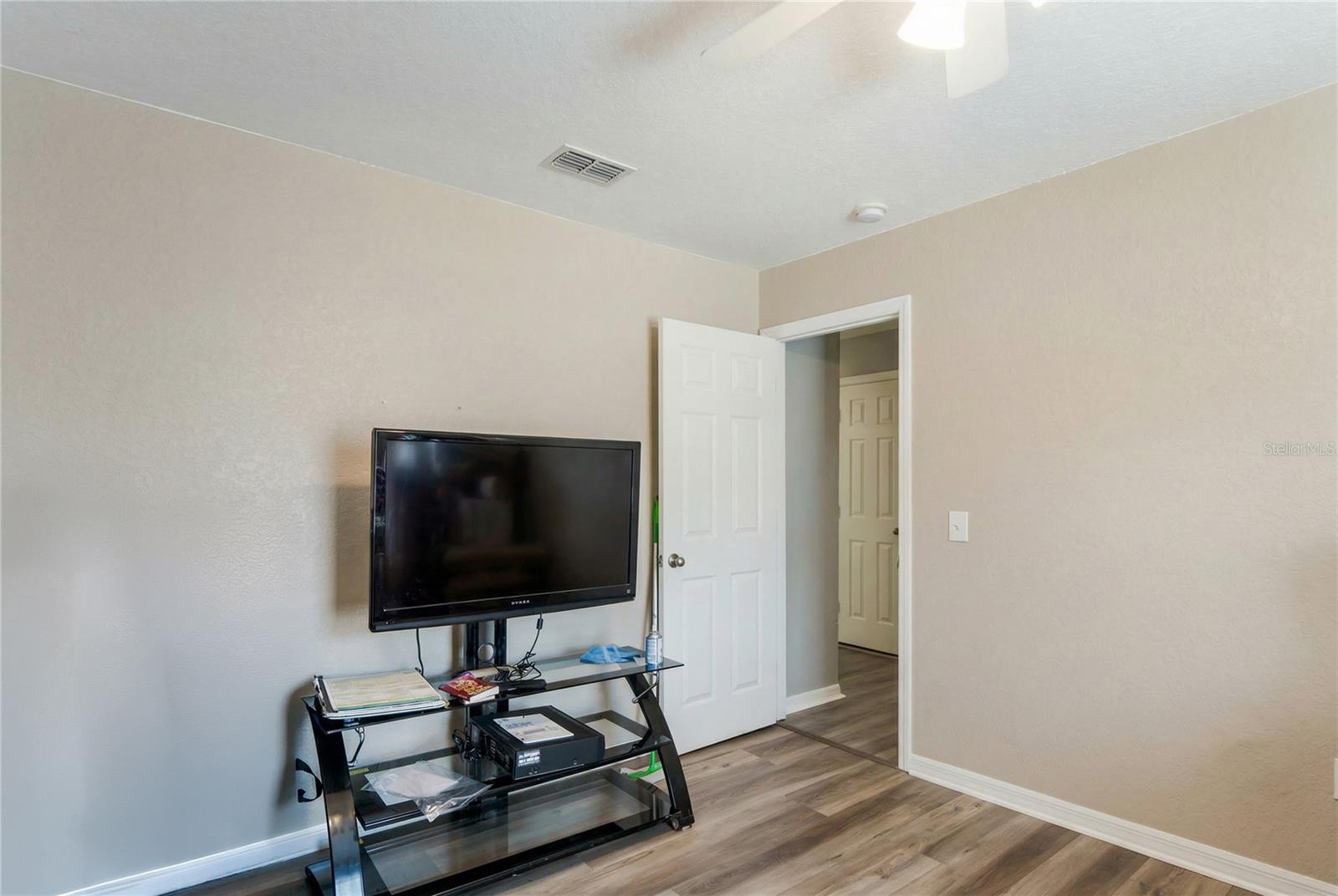 Image 40 of 57 For 10318 Gifford Drive