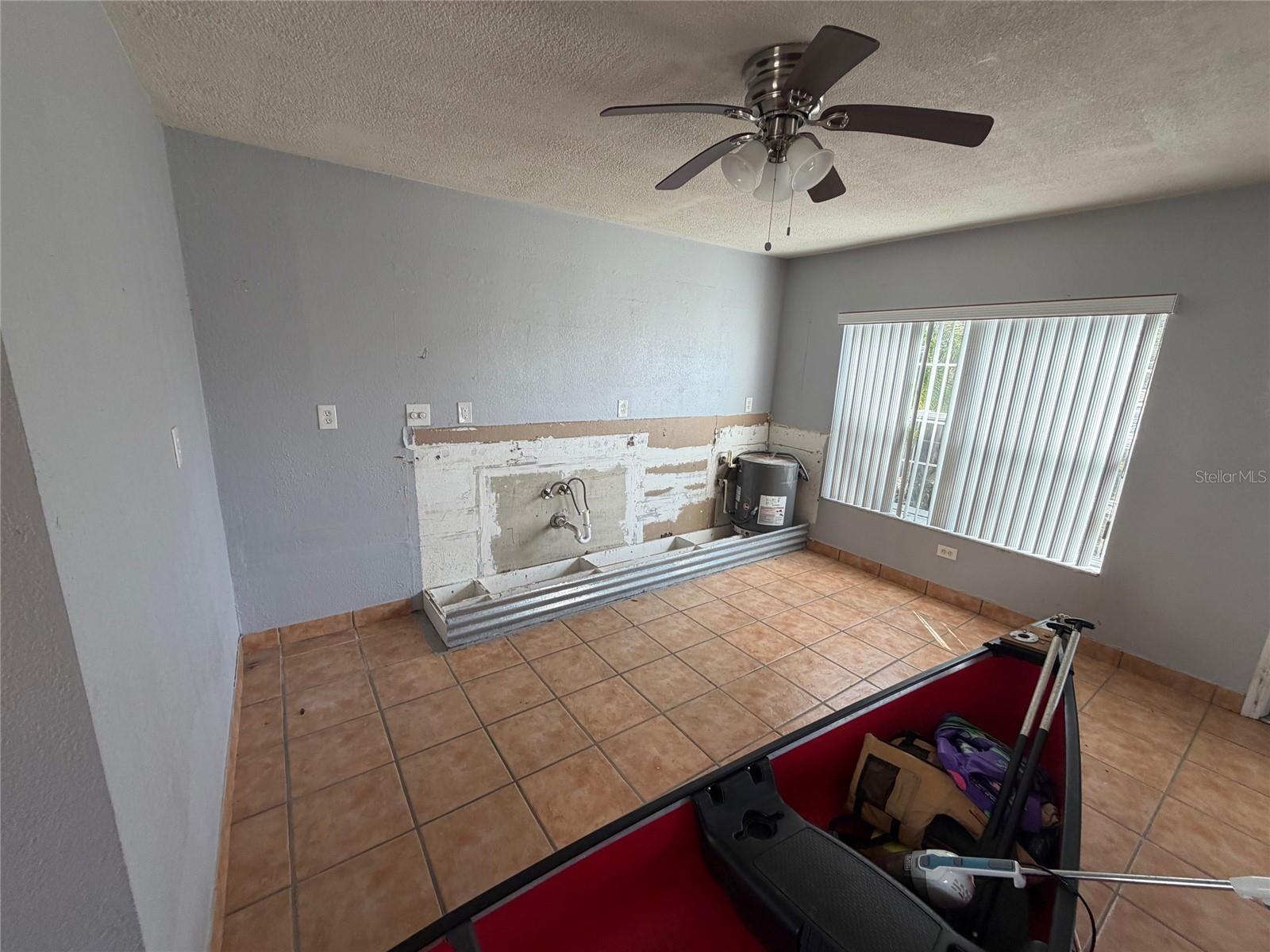 Listing photo id 13 for 7255 Tropical Drive