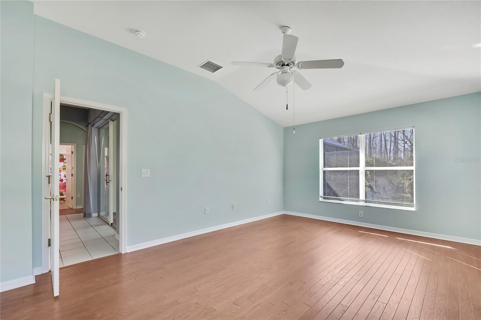 Image 23 of 66 For 20738 Nectarine Place