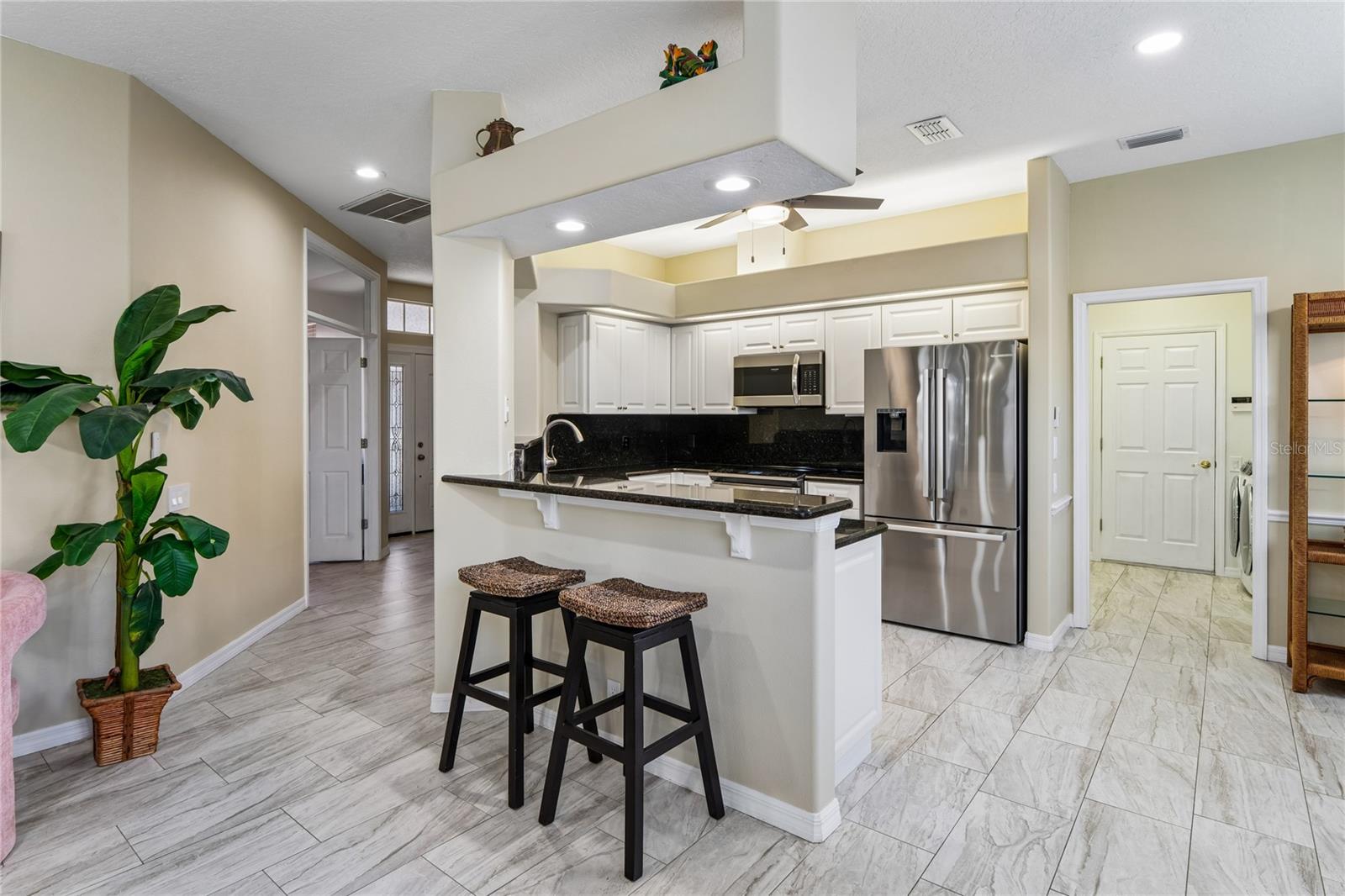 Image 13 of 73 For 14465 Middle Fairway Drive