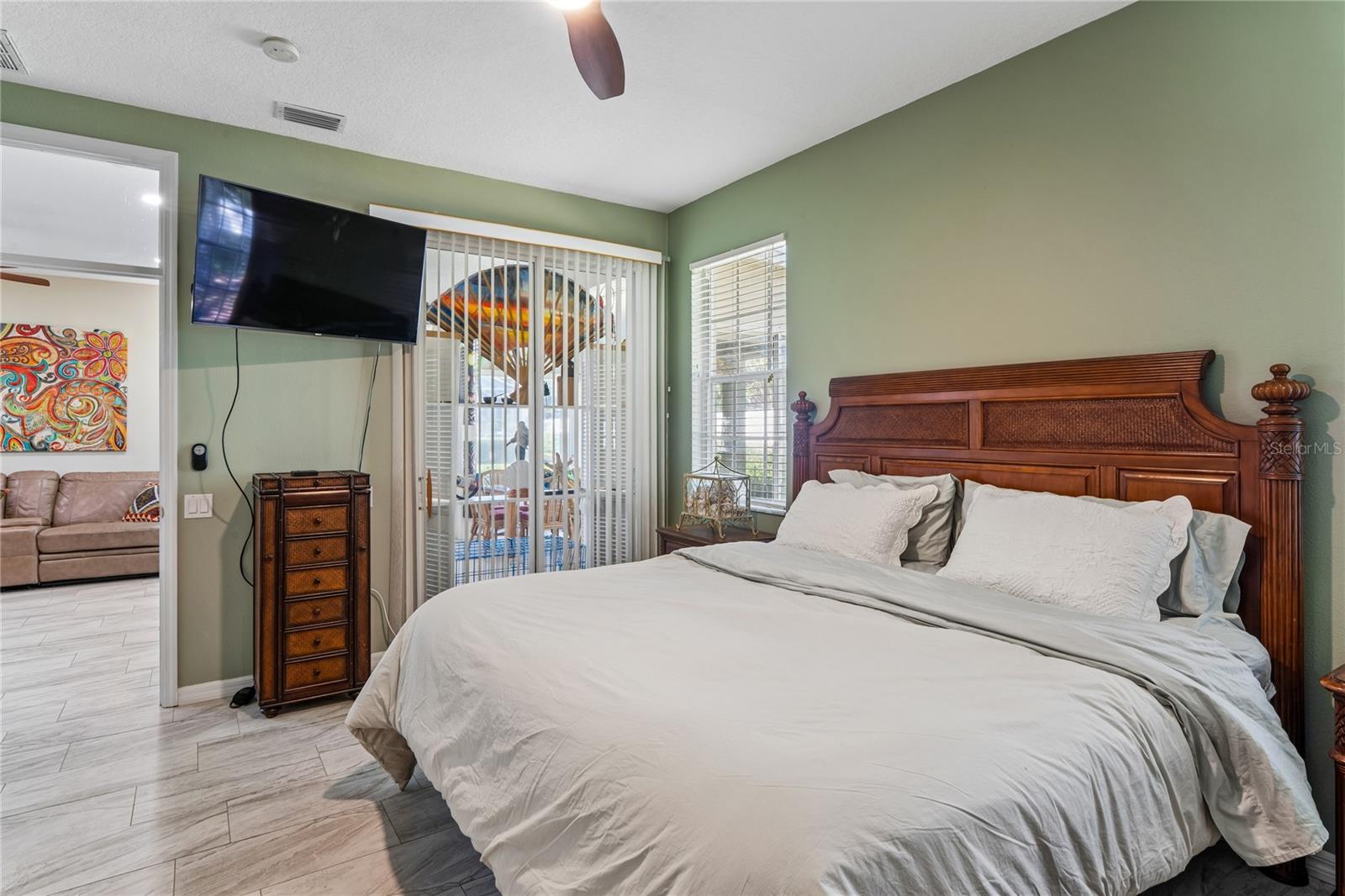 Image 23 of 73 For 14465 Middle Fairway Drive