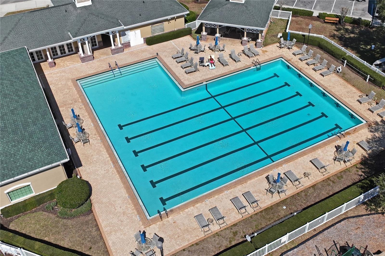 Image 52 of 73 For 14465 Middle Fairway Drive