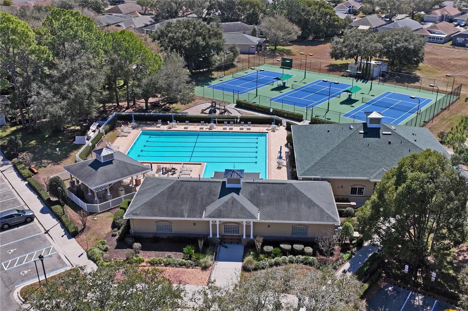 Image 53 of 73 For 14465 Middle Fairway Drive