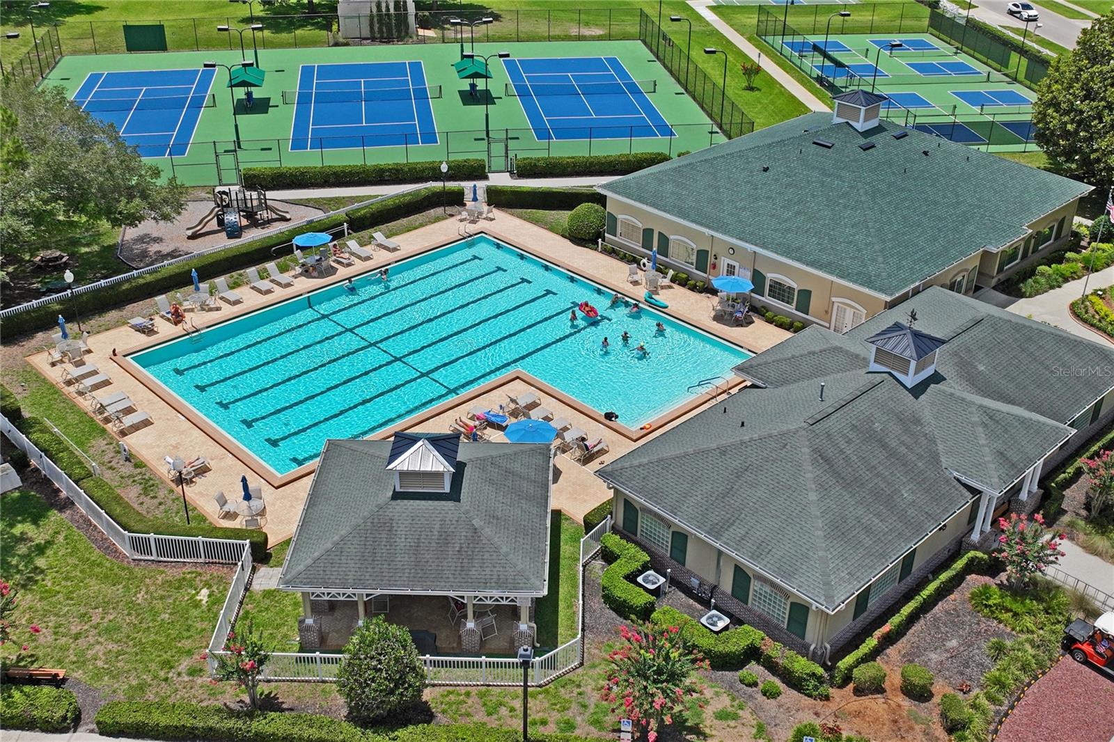 Image 64 of 73 For 14465 Middle Fairway Drive