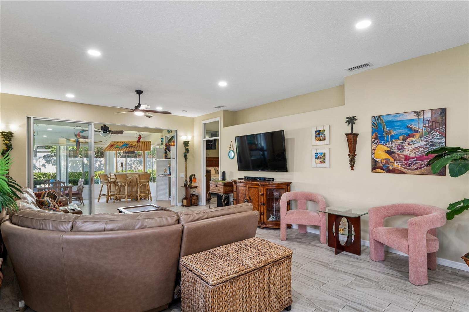 Image 9 of 73 For 14465 Middle Fairway Drive