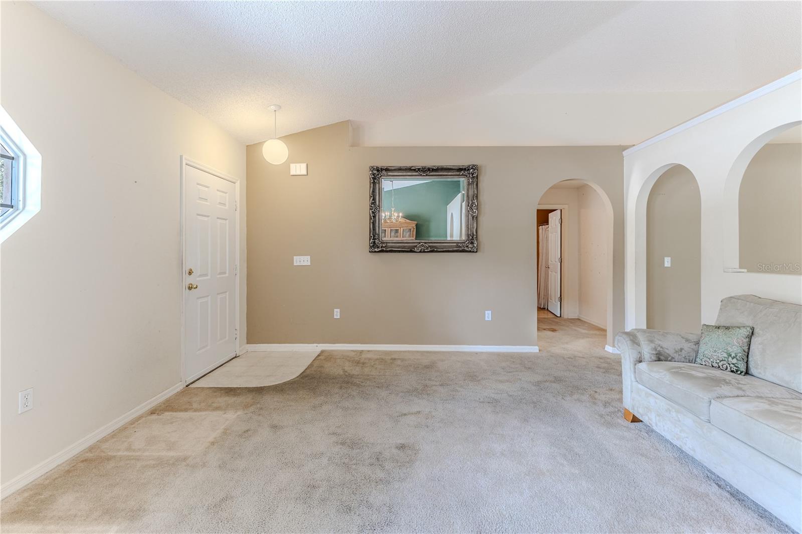 Image 10 of 47 For 8178 Pinehurst Drive