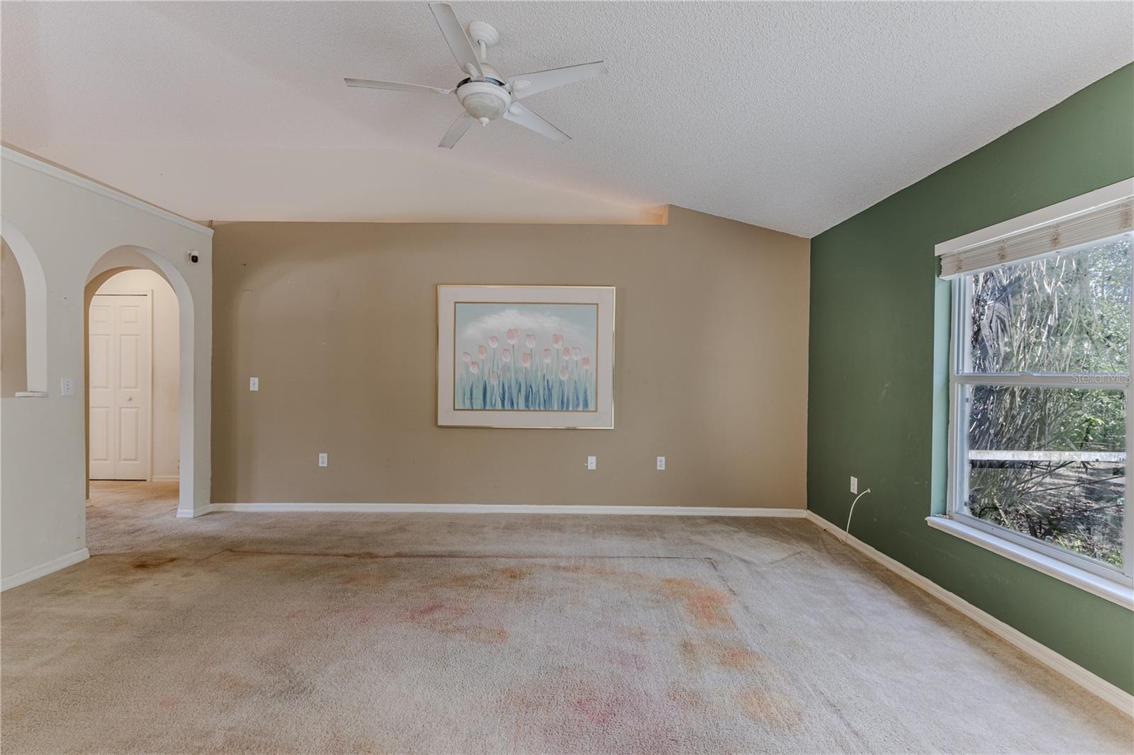 Image 13 of 47 For 8178 Pinehurst Drive