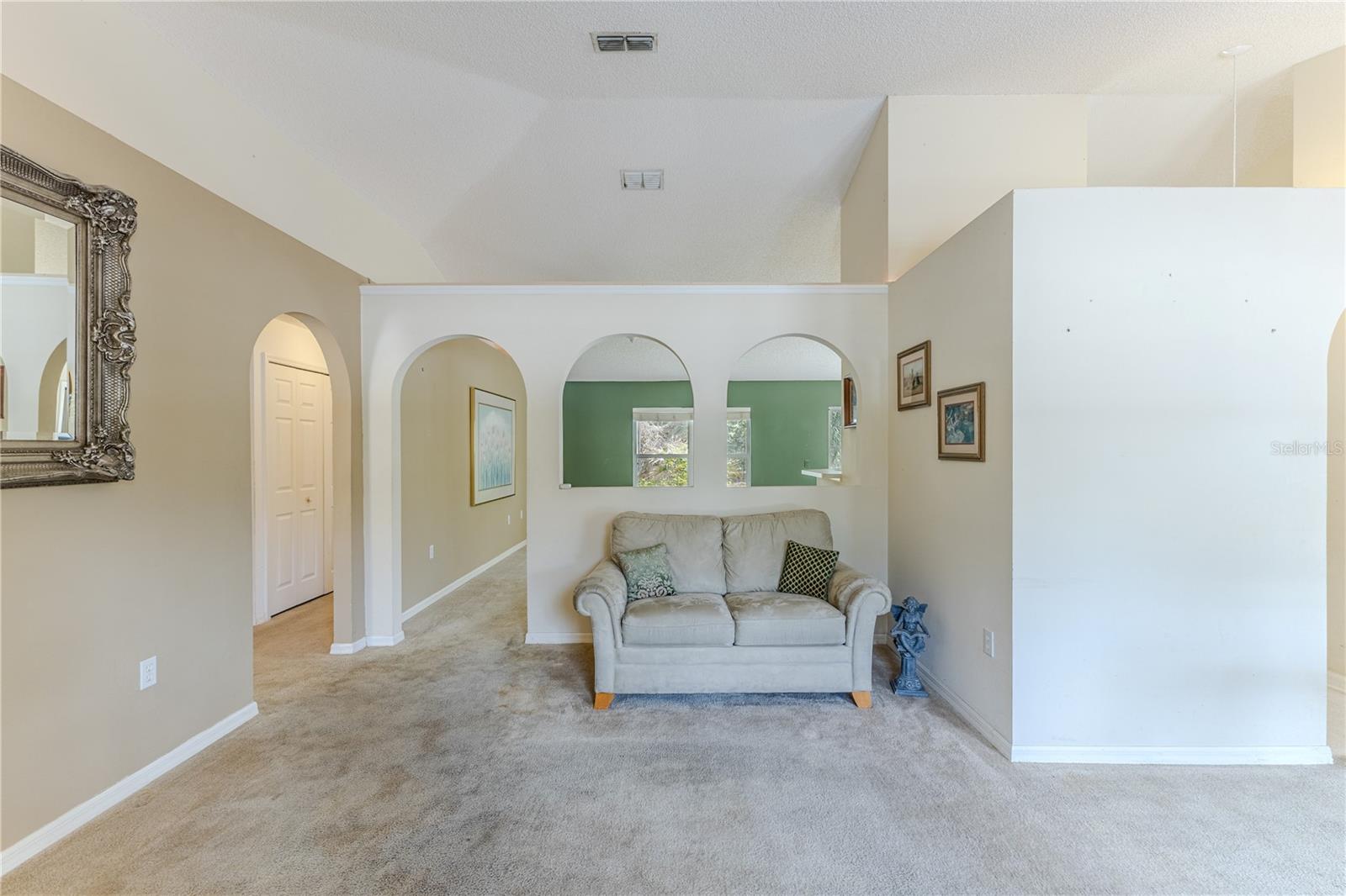 Image 8 of 47 For 8178 Pinehurst Drive