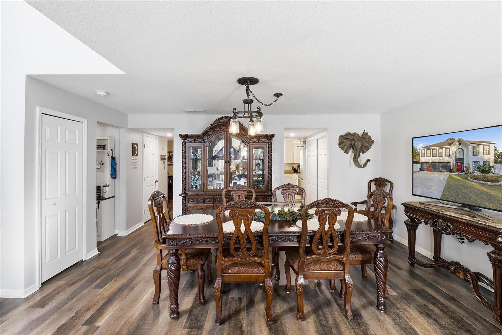 Image 18 of 79 For 7185 Farmington Terrace