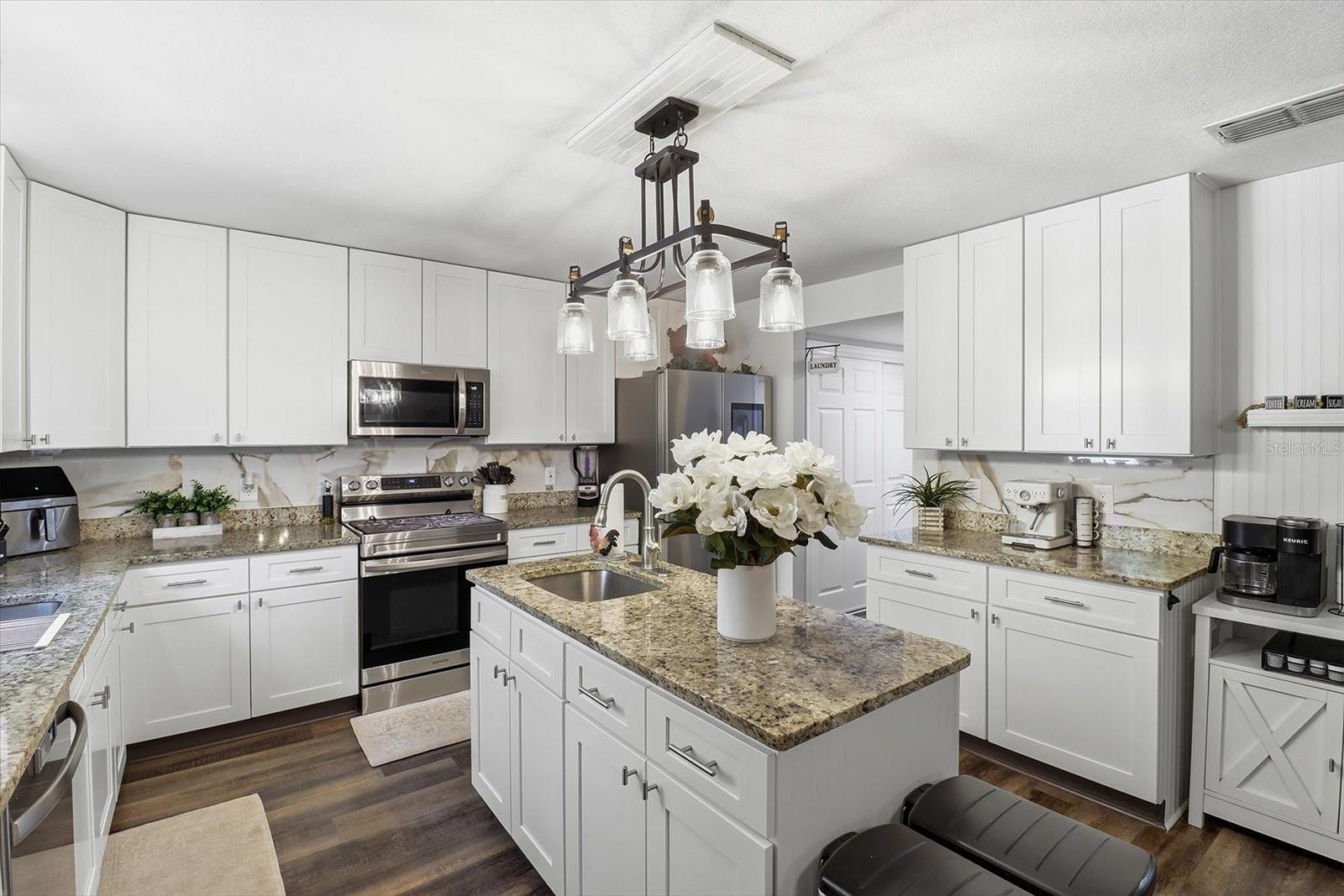 Image 27 of 79 For 7185 Farmington Terrace